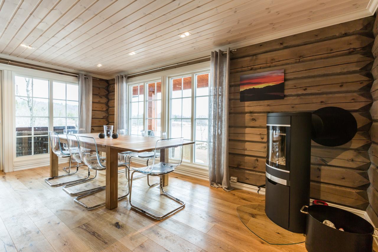 Lake View Apartment 4 Bedrooms Brunstad 외부 사진